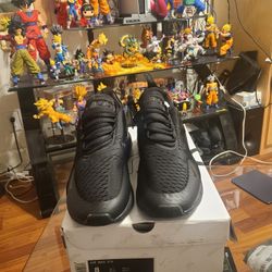 Nike 270