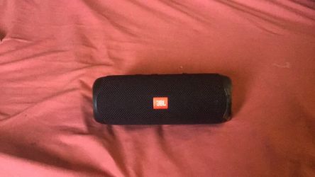 JBL Portable Bluetooth Speaker