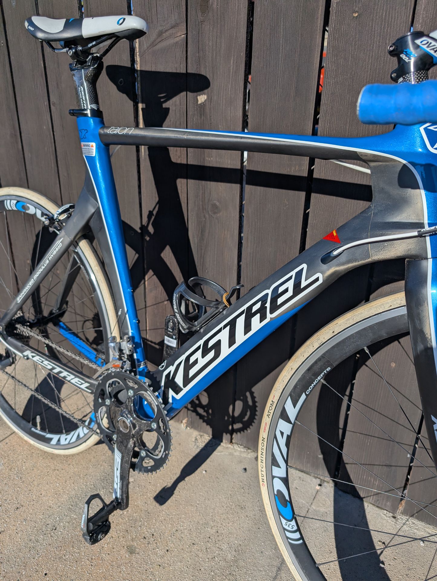 Carbon fiber road bike