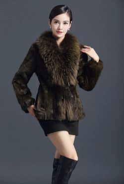 New Raccoon Fur Collar Real Rabbit Fur Coat Long Sleeved L
