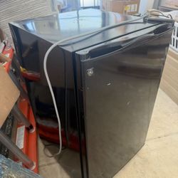 Small Fridge 