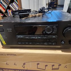 Onkyo Surround Sound Reciever