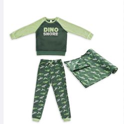 NWT Green Dino Snore Pajama Set with blanket size 4/5