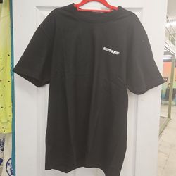 Supreme Tshirt 