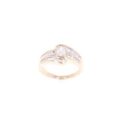 Elegant Freeform Diamond & 14k Yellow Gold Ring - Appraised At $10k