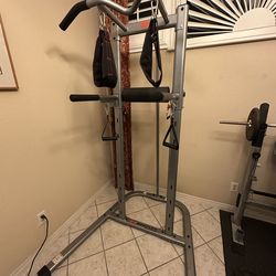 Home Gym Pull Up/Dip Tower – Cheap – Must Go