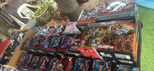 Transformers action figures (various)