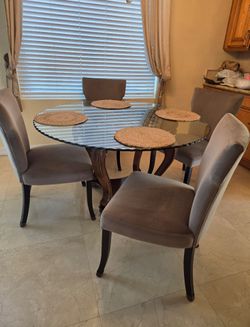 Dining set for 4