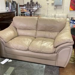 Leather Love Seat 