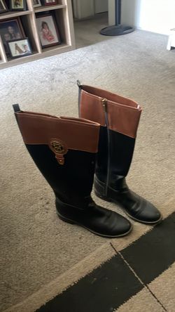 Tommy Hilfiger High Boot  8 1/2 Women’s