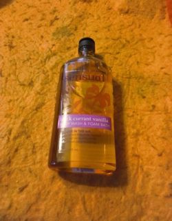 Rare bath and body works aromatherapy Sensual currant black vanilla body wash