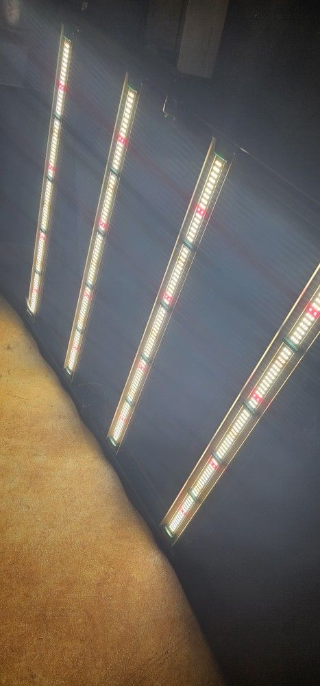 420 Growers Choice LED Light