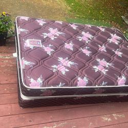 Full Size Bed