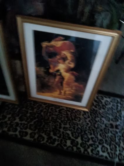 Portable Small Unique Washer/Homedecor Table With Two Chairs Glass Table With Two Chairs Very Heavy