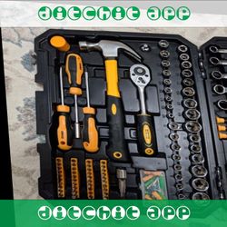 Complete Car Equipment Collections for On-Road Emergency Repairs customer kitchen