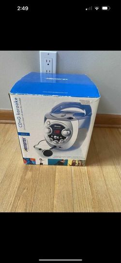 Memorex CD-G karaoke system