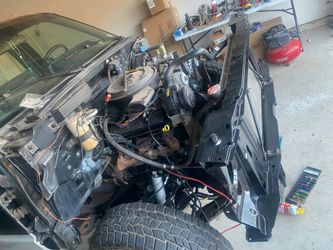 1990 TBI 350 stock engine with transmission low mileage