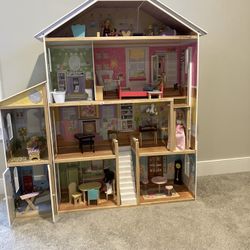 Doll house LARGE over 4 feet/8 rooms