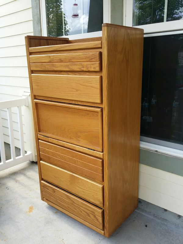 High wood dresser for Sale in Tacoma WA - OfferUp