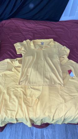 IZOD Men's Yellow/Gold Uniform Shirt XL
