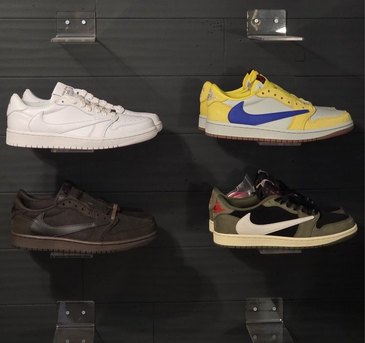 Nike Air Jordan 1 Low Travis Scott low OG ALL NEW SIZE 9