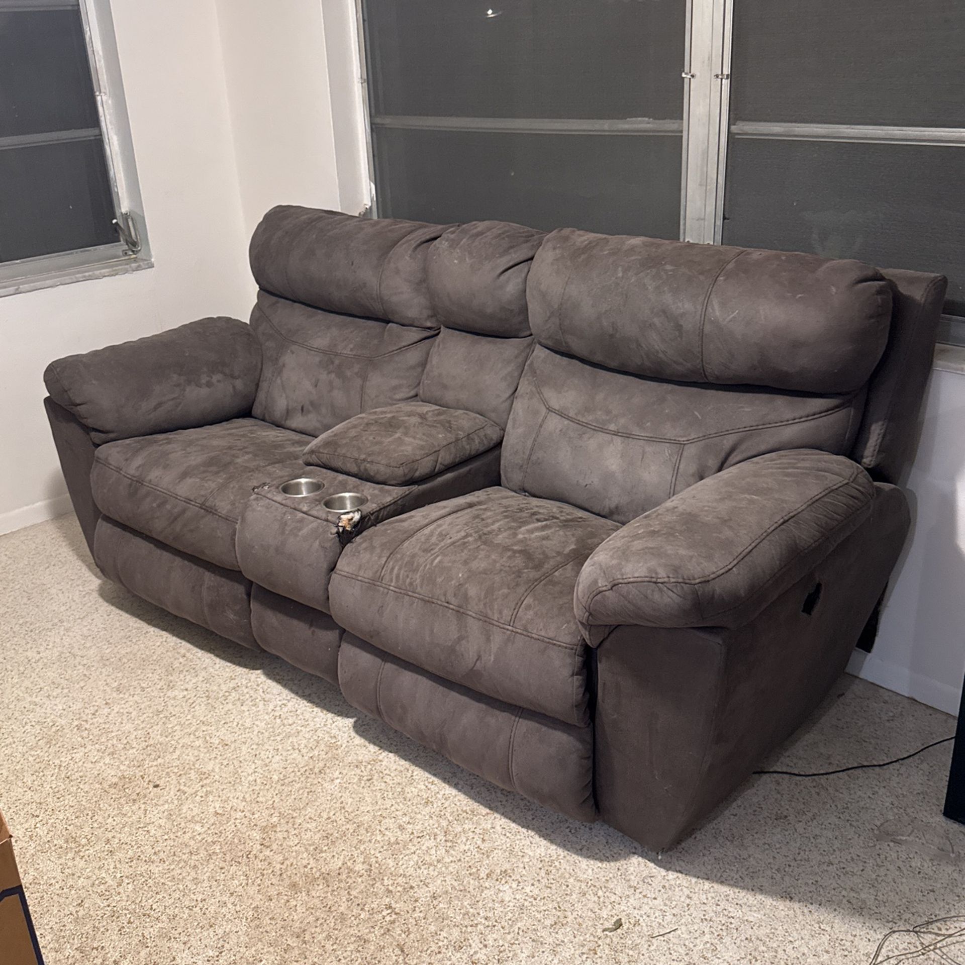 Free Couch 