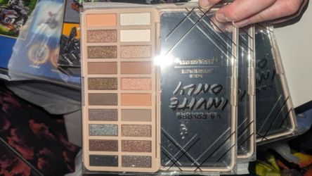 Invite only eyeshadow palette 3 pack
