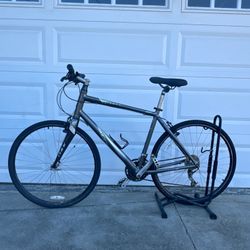 Cannondale Quick Hybrid Bike - Size XL