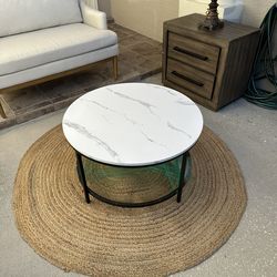 Family Room/Foyer Items