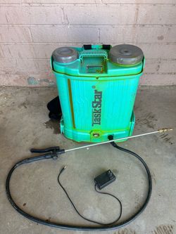 non-battery herbicide sprayer
