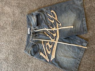 Vale Forever Skittles Jean shorts