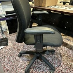 Office Chairs And Table That Folds