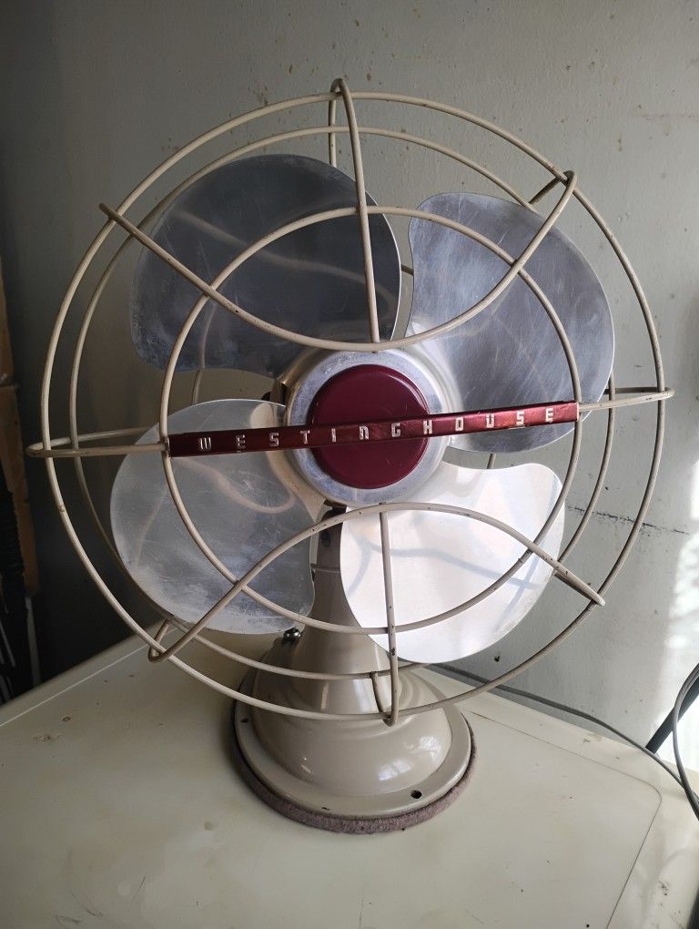 1950's Vintage Westinghouse Working Mid-Century 18" Oscillating 4-metal Blade Fan