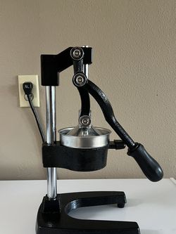 Cast Iron Manual Citrus & Cold Press Juicer