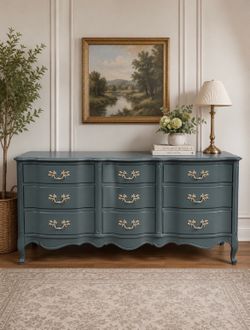 Dresser
