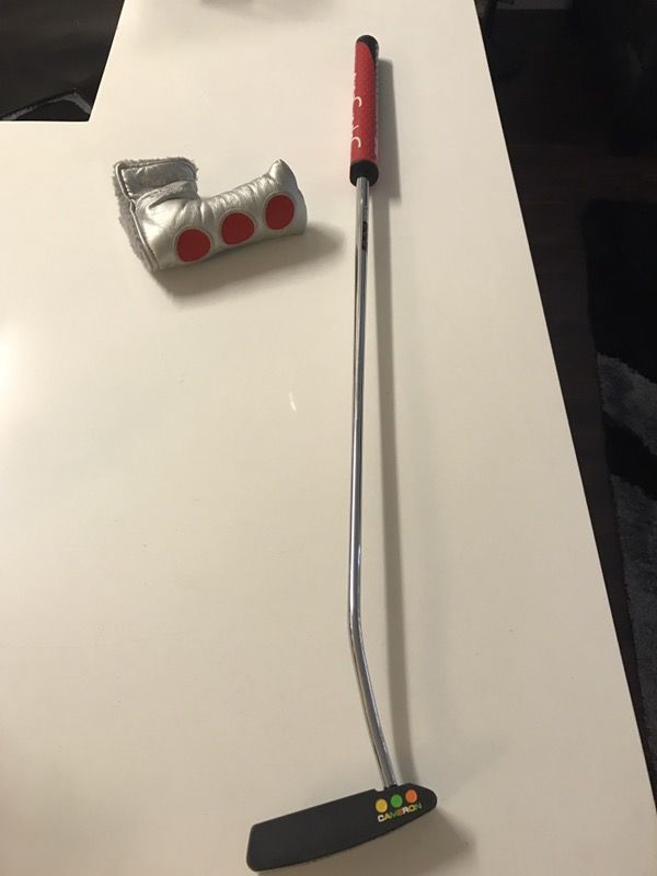 Scotty Cameron Studio Select Newport 2.7 Titleist putter & head cover
