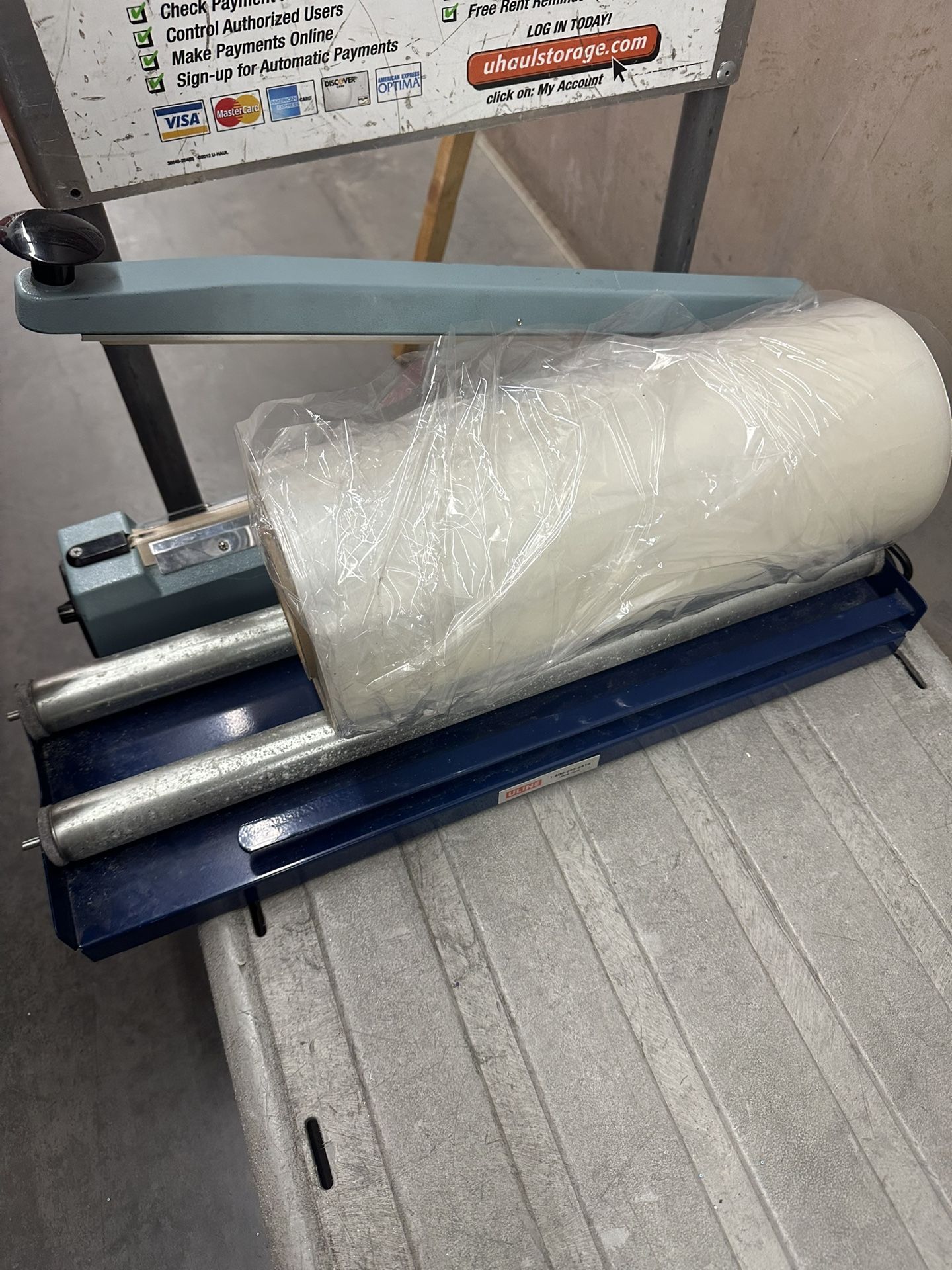 Uline Economy Shrink Wrap System without Cutter 20” 
