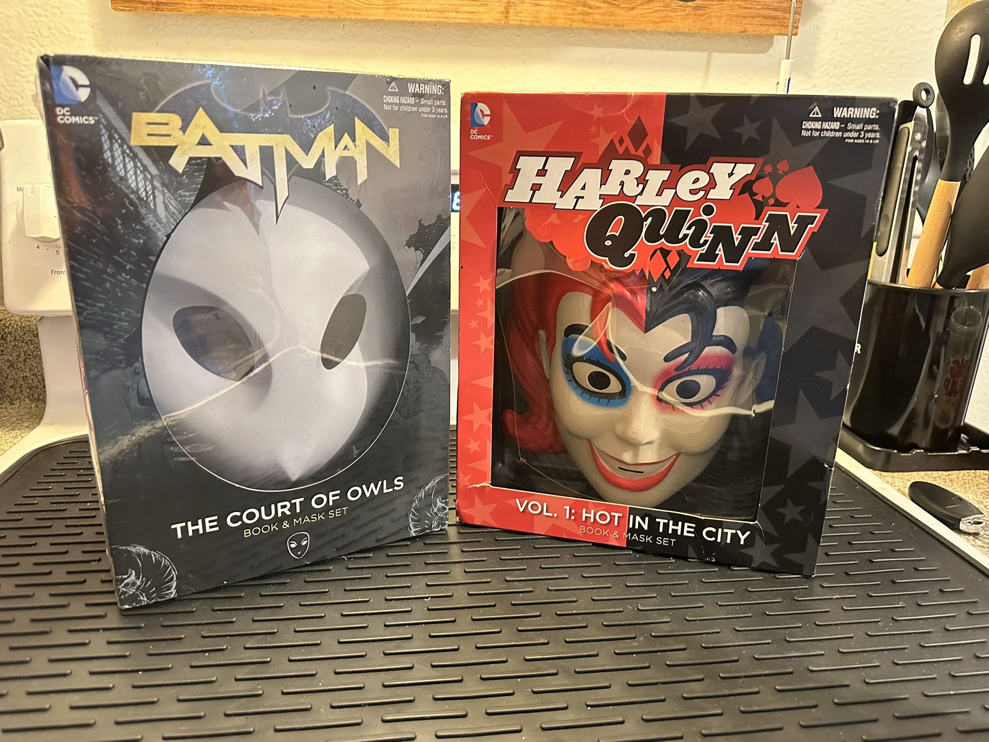 Harley Quinn And Joker Mask And Comic Book
