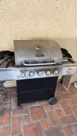 5 burner gas grill