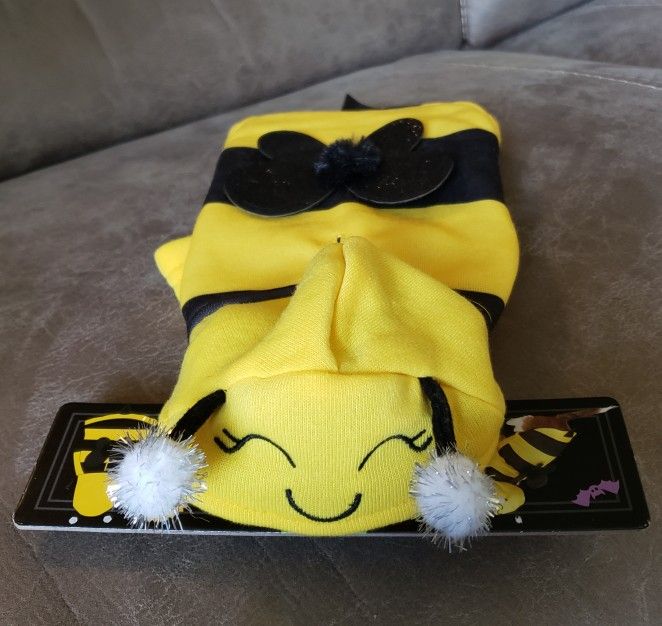 Size XSmall NEW BumbleBee Pet Halloween Hoodie Dog Pet Halloween Costume NWT