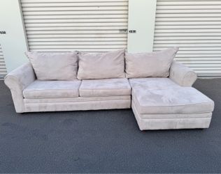 Beige Sectional Couch (WILL DELIVER)