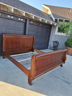 Cal King Size Bed