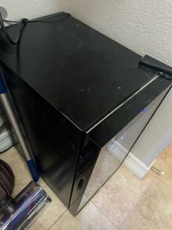 Drinks refrigerator