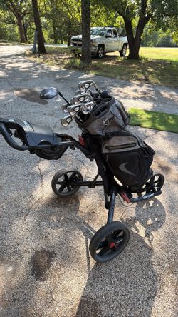 Palos de golf muy buenas conditioned callaway Rogue cf 18