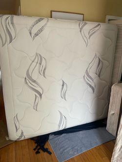 Ca king size bed and mattress