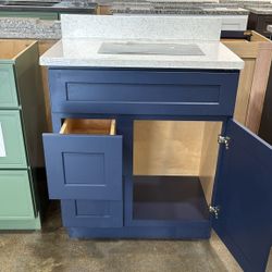 30” Bathroom Vanity Navy Shaker with Drawers