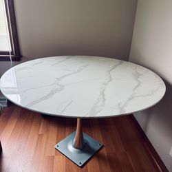 Calcutta marble 55 inch round dining table