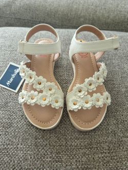 Girls sandles