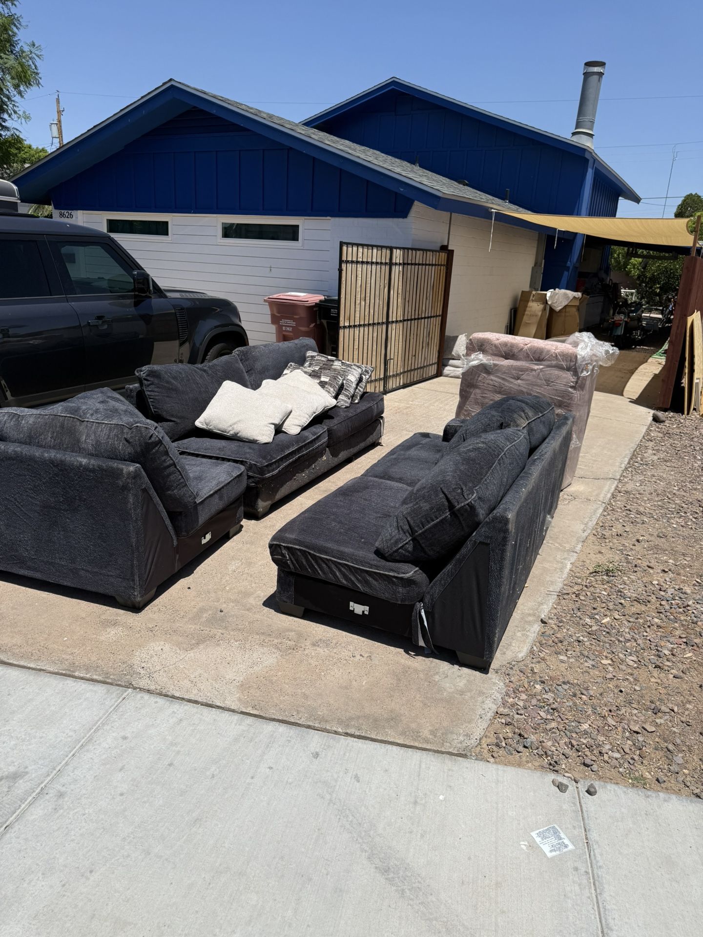 FREE Sectional Sofa / Couch