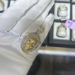 Gold Lion Pendant With Diamonds 10k Gold